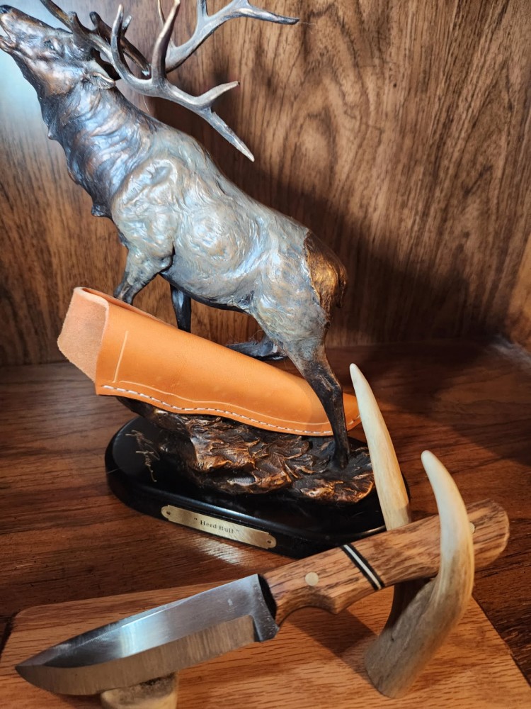 #6 Red oak with black and white spacer.jpg