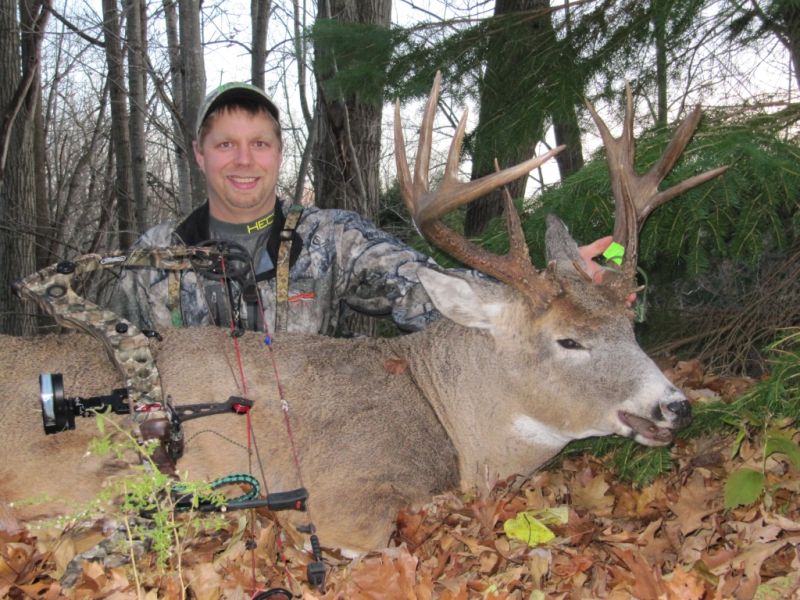 2011 Wi archery buckresize.jpg