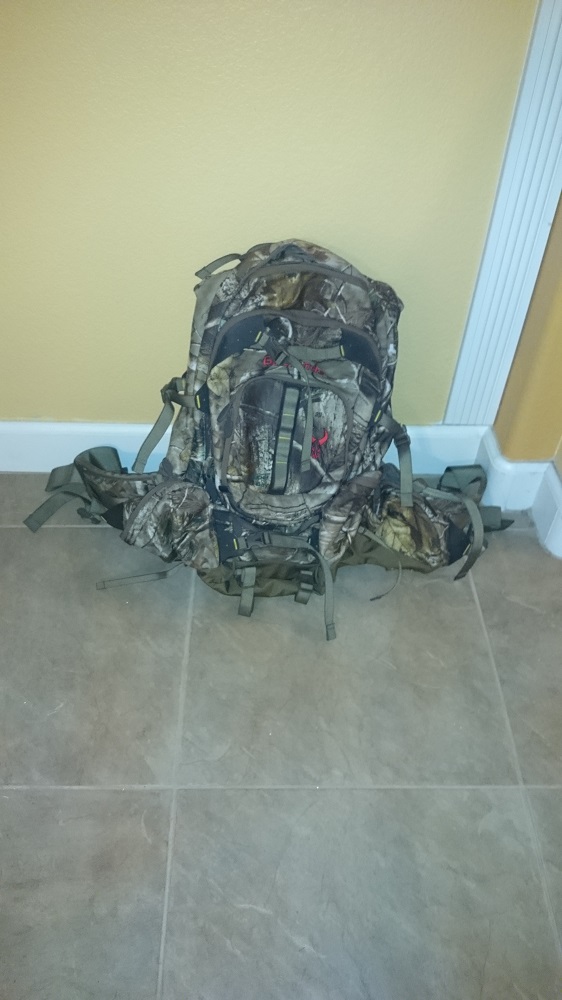 Badlands Pack Wapiti.jpg